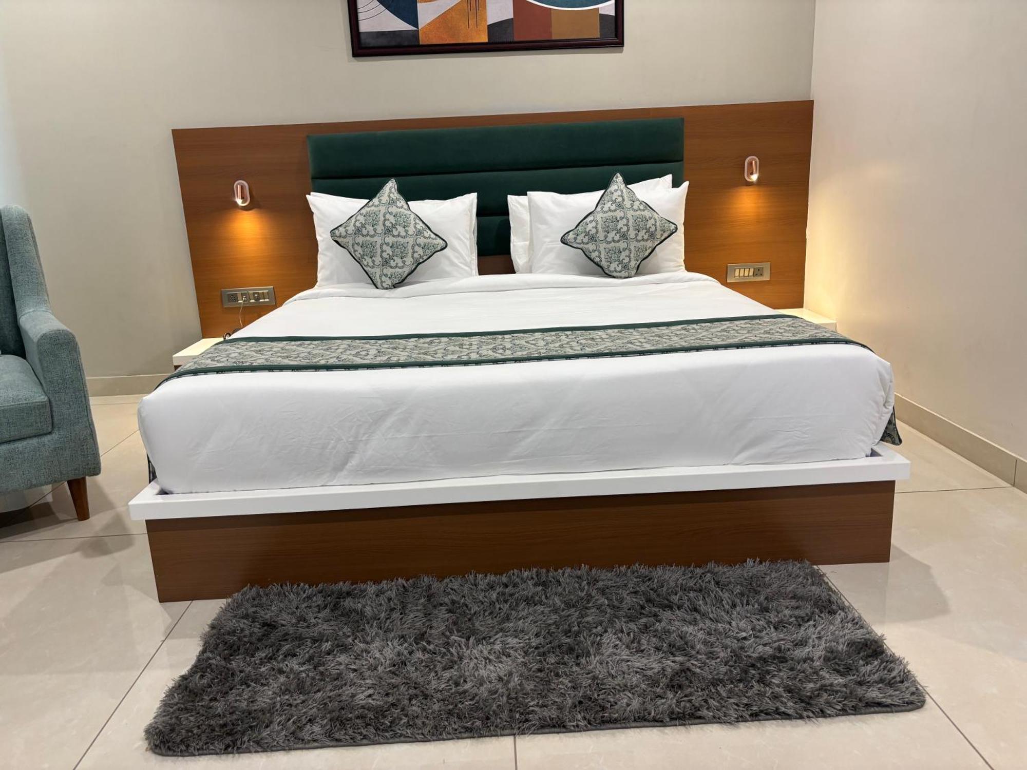Hotel The Crown Inn Jhunjhunu Екстериор снимка