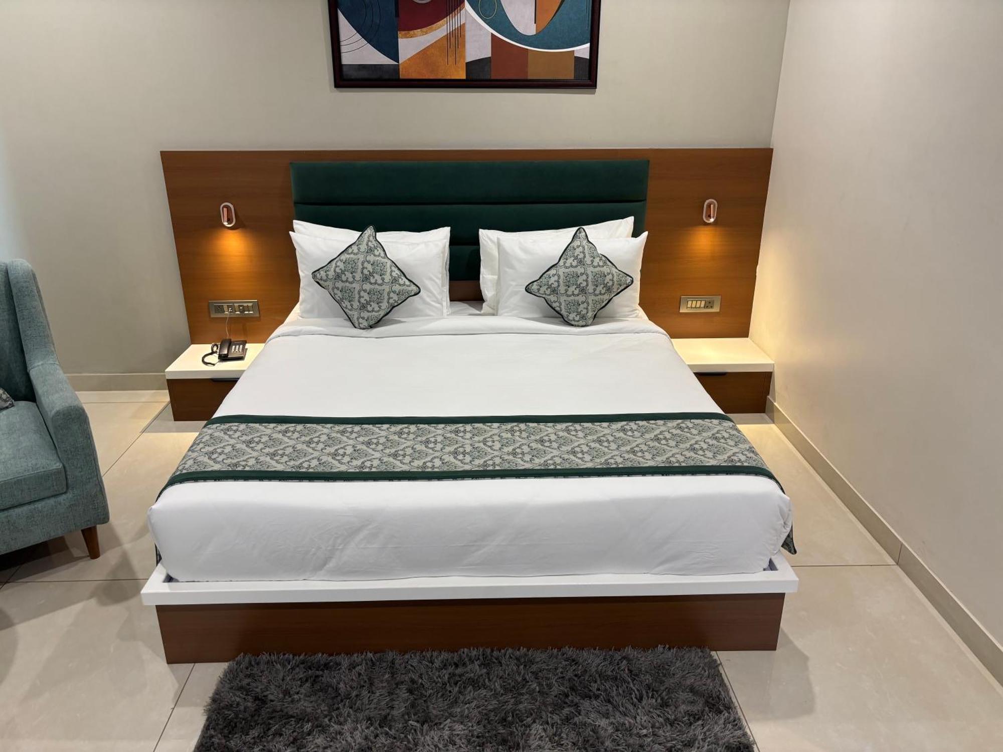 Hotel The Crown Inn Jhunjhunu Екстериор снимка