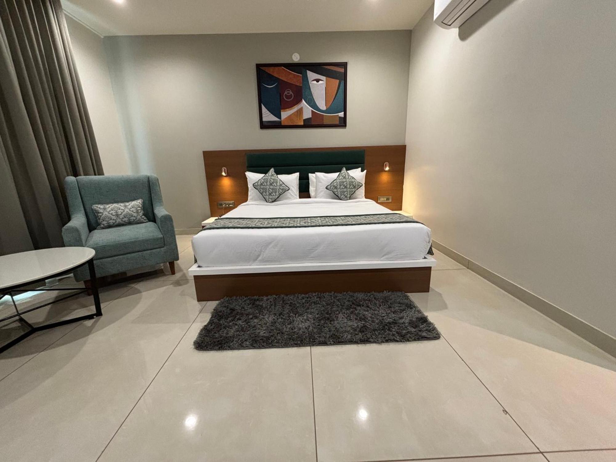 Hotel The Crown Inn Jhunjhunu Екстериор снимка