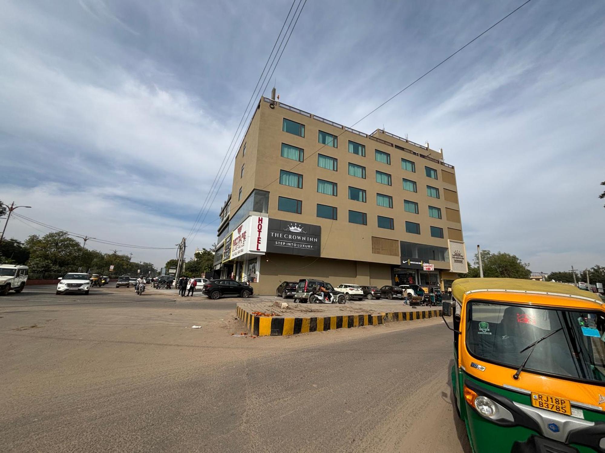 Hotel The Crown Inn Jhunjhunu Екстериор снимка